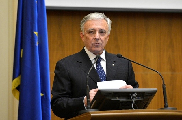 Mugur Isarescu este increzator: Romania ar putea incheia acordul cu FMI fara sa fie nevoie de un nou imprumut