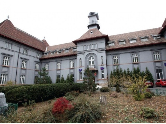 Frauda de la spitalul Obregia din București se ridica la 1,7 milioane de euro. Fostul director a fost ridicat de politie fiind suspectat de evaziune fiscala si abuz in serviciu