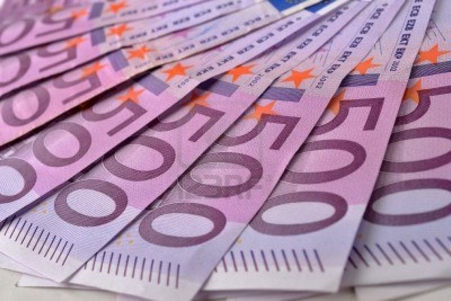 Analistul Bank of America, Athanasios Vamvakidis, a propus scoaterea din circulatie a bancnotelor de 500 de euro