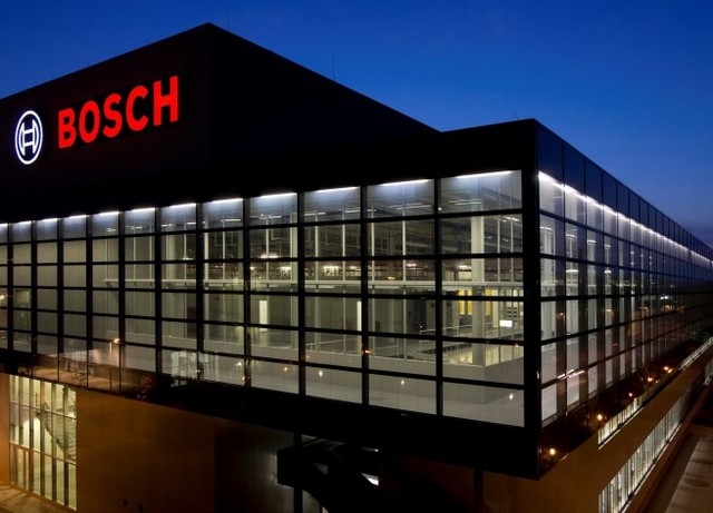 Grupul german Bosch cauta personal pentru 100 de pozitii pentru noua fabrica din judetul Cluj. Compania va organiza pe 19 aprilie un targ de joburi la Casa de Cultura a Studentilor din Cluj-Napoca