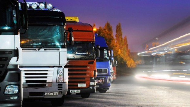 Comisia Europeana a propus noi norme care sa permita producatorilor sa conceapa camioane mai aerodinamice, fapt care va reduce consumul de carburant cu 7-10% si va scadea emisiile de gaze cu efect de sera