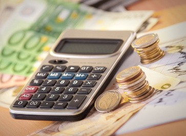 Luxemburg: cel mai mare paradis fiscal din europa. In micutul stat functioneaza 141 de banci din 26 de tari