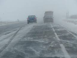 Atentie soferi! Autostrazile din Romania au fost inchise, sambata 25 ianuarie,  din cauza conditiilor meteo nefavorabile. Vezi rutele ocolitoare recomandate