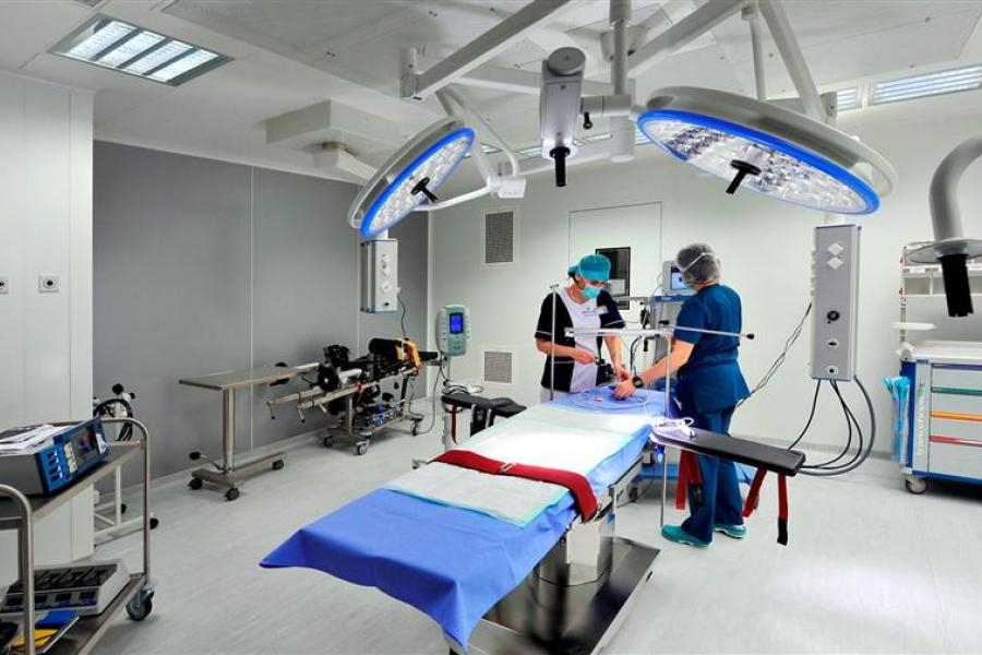 Ponta asigura iesenii ca in 2015 va demara proiectul Spitalului regional de urgenta
